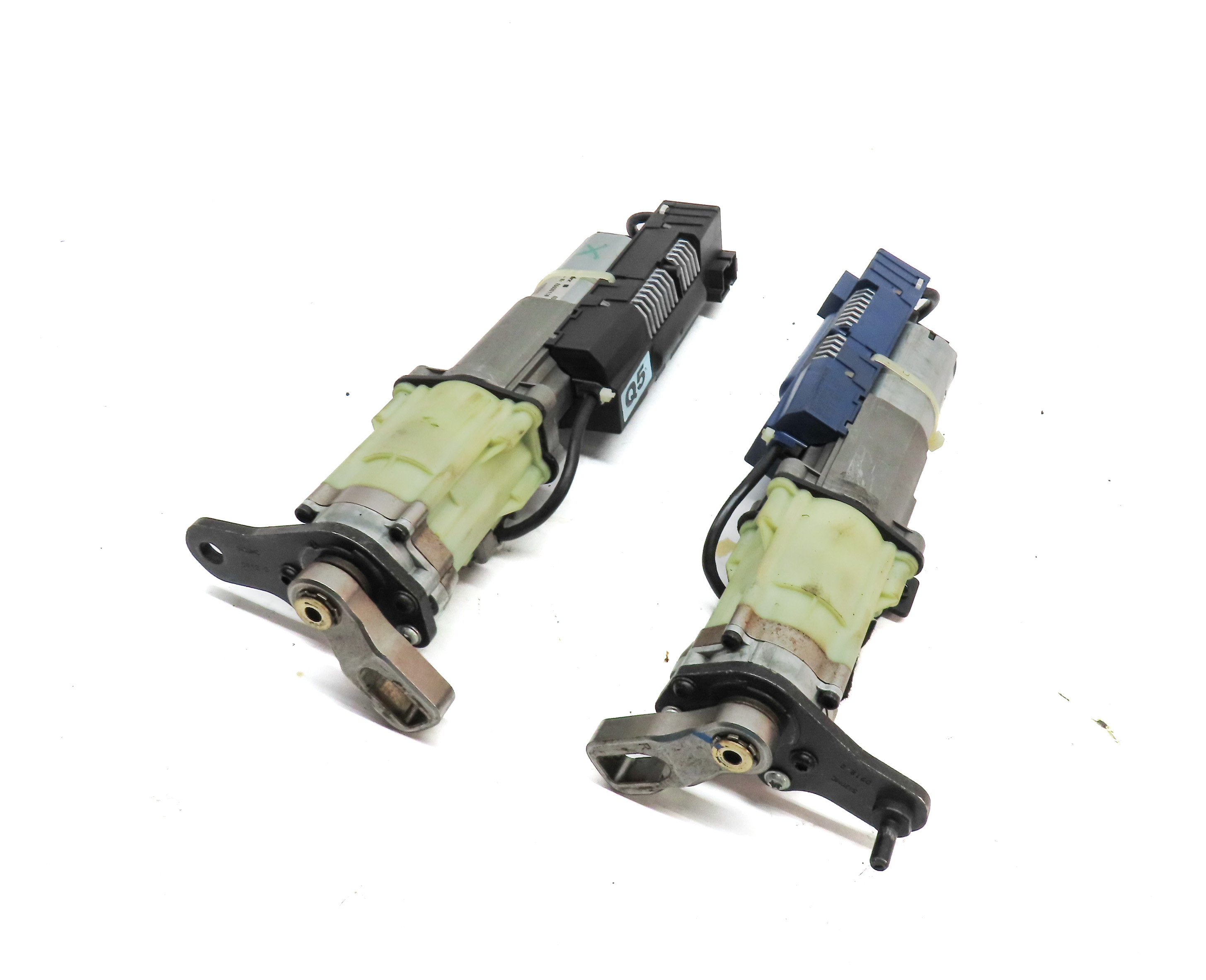 09-14 AUDI Q5 SQ5 (B8 8R) LEFT & RIGHT REAR TRUNK LIFT LIFTGATE ASSIST MOTOR SET — exact item pictured